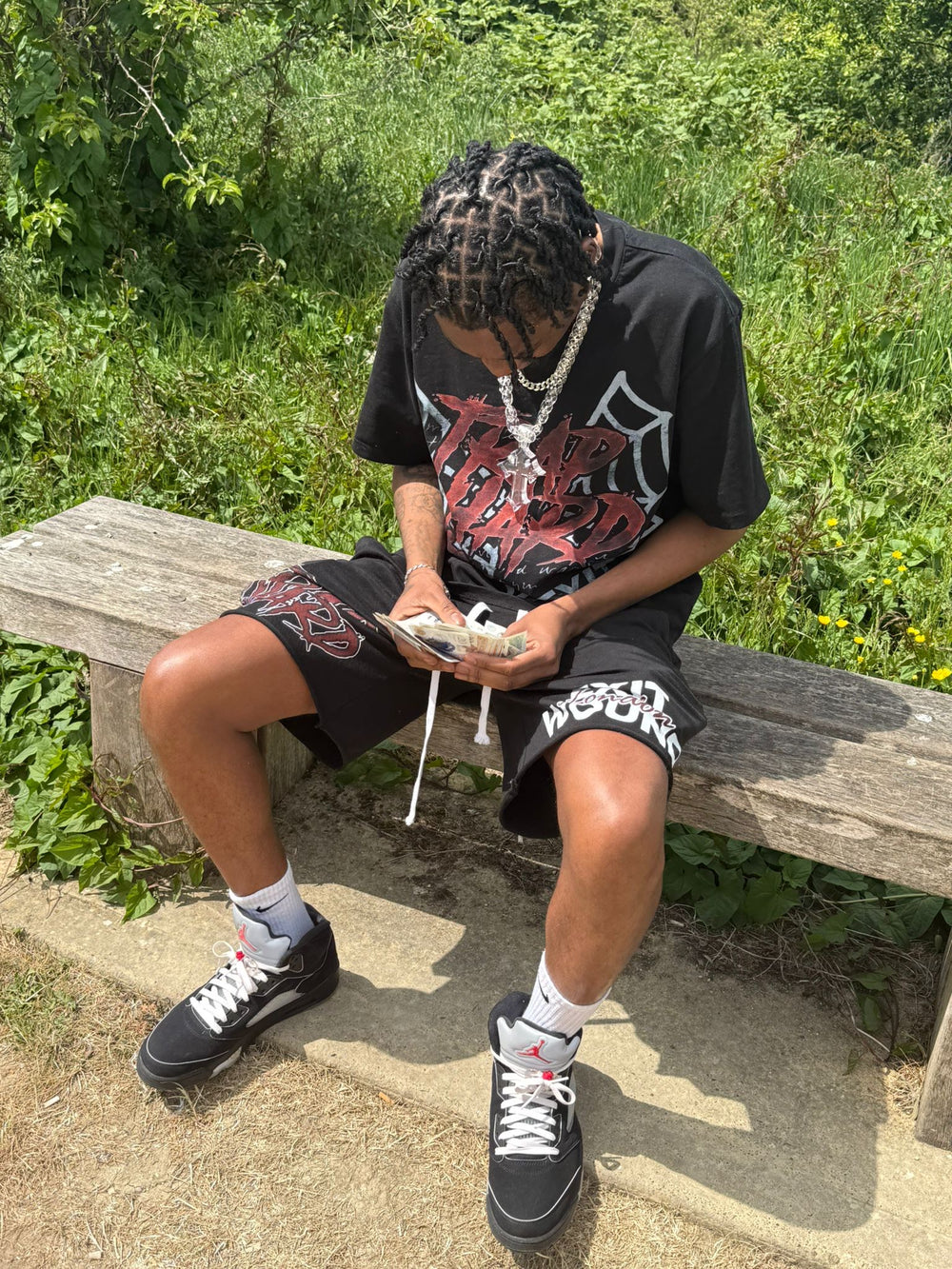 TRAP HARD SHORTS (OVERSIZED)